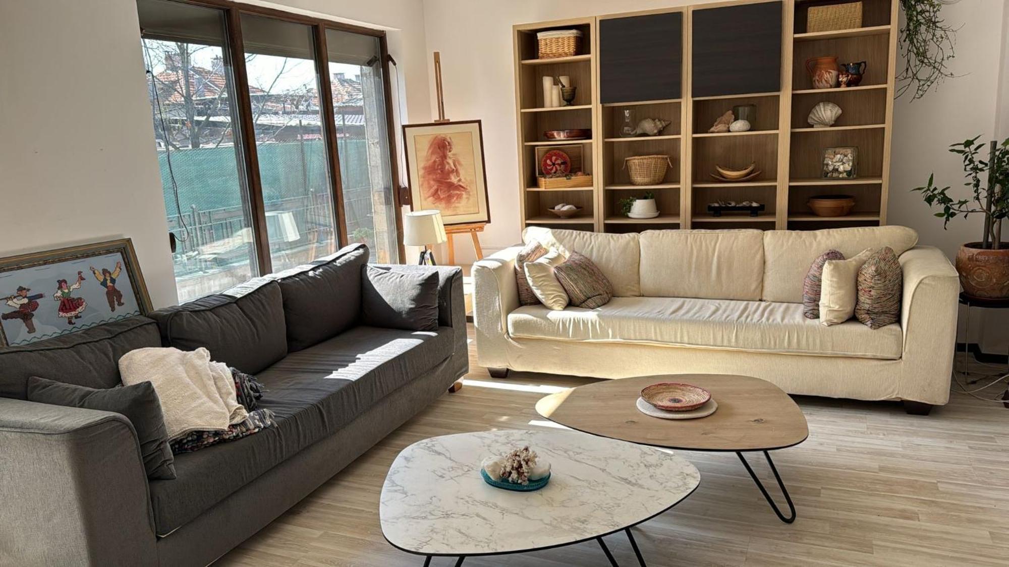 Kazanlak Large Guest House Apartment Near The Center With Full Kitchen & Dining Room, King Beds, Garden Patio, Free Parking & Self Check-In מראה חיצוני תמונה