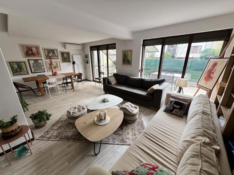 Kazanlak Large Guest House Apartment Near The Center With Full Kitchen & Dining Room, King Beds, Garden Patio, Free Parking & Self Check-In מראה חיצוני תמונה
