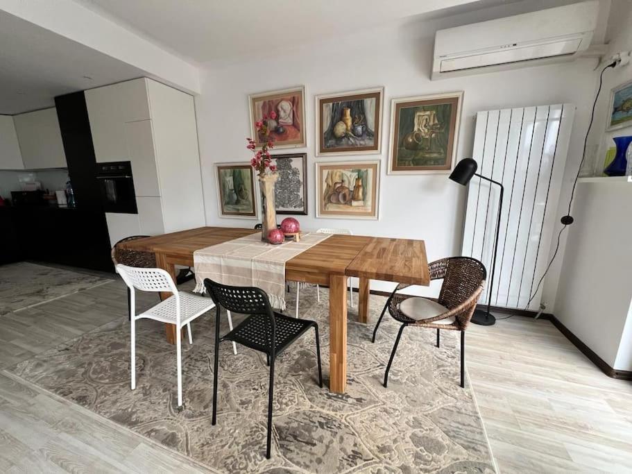 Kazanlak Large Guest House Apartment Near The Center With Full Kitchen & Dining Room, King Beds, Garden Patio, Free Parking & Self Check-In מראה חיצוני תמונה